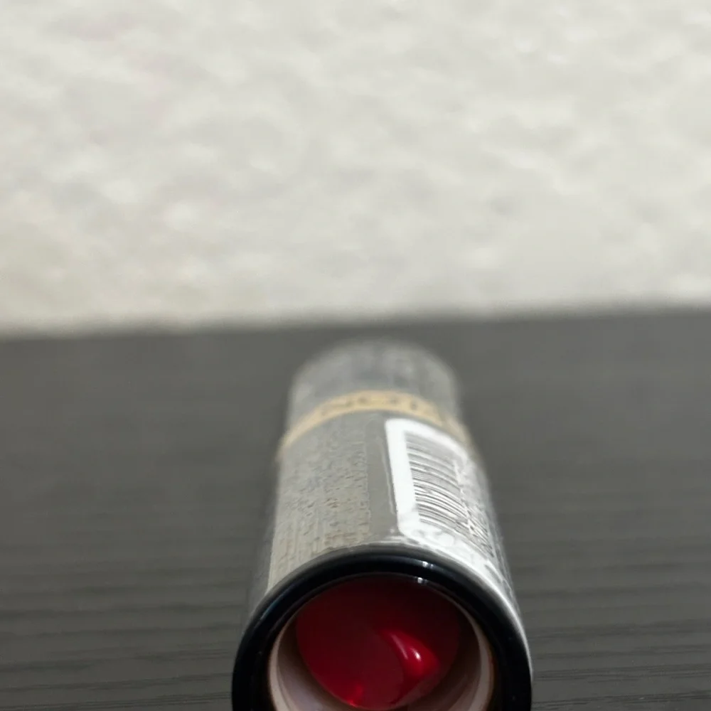 5 items x $25 Revlon Super Lustrous Creme Lipstick nwt